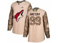 Youth Adidas Arizona Coyotes #99 Wayne Gretzky Camo Veterans Day Practice NHL Jersey